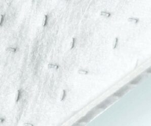 Víte, jaký je rozdíl mezi sáčky z papíru a z netkané textilie?